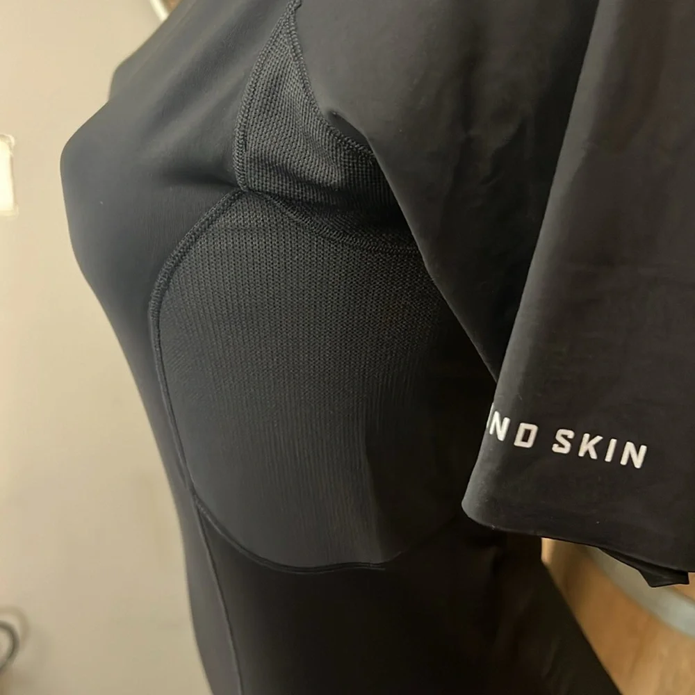Second skin compression - Picture 5 of 7